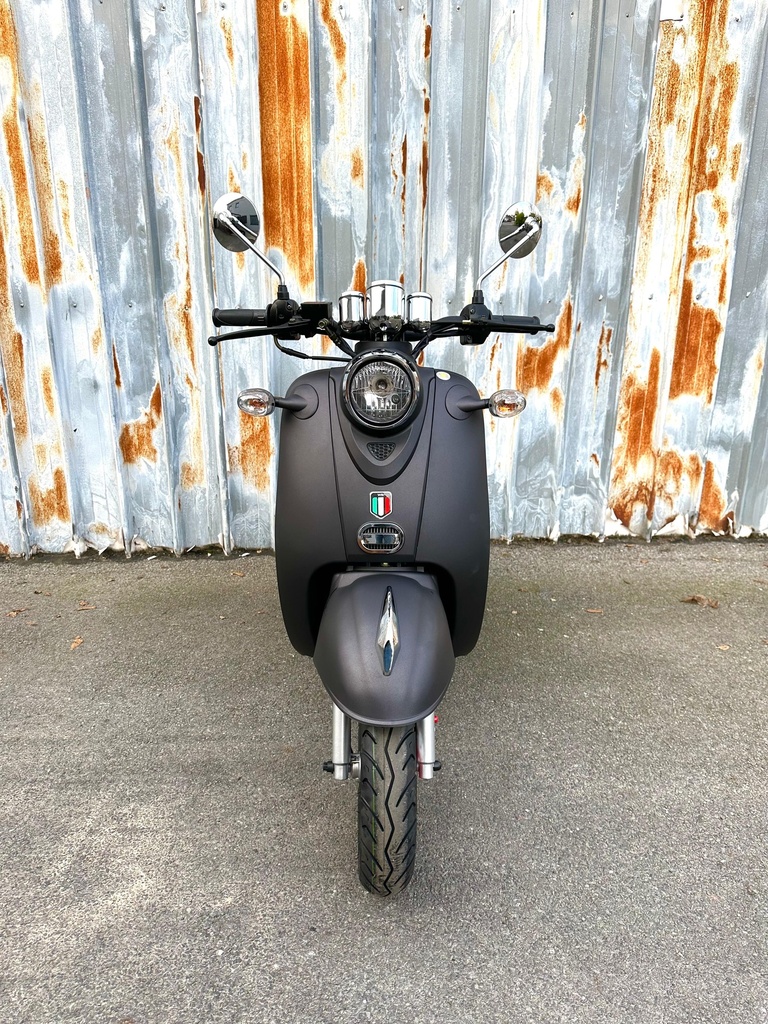 Zoë Retro Scooter Mat Zwart