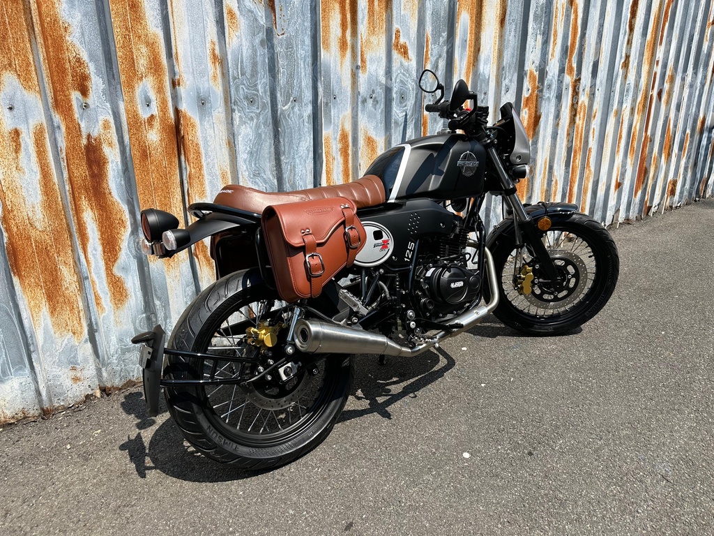 Renegade Scrambler X Caféracer 125cc Zwart