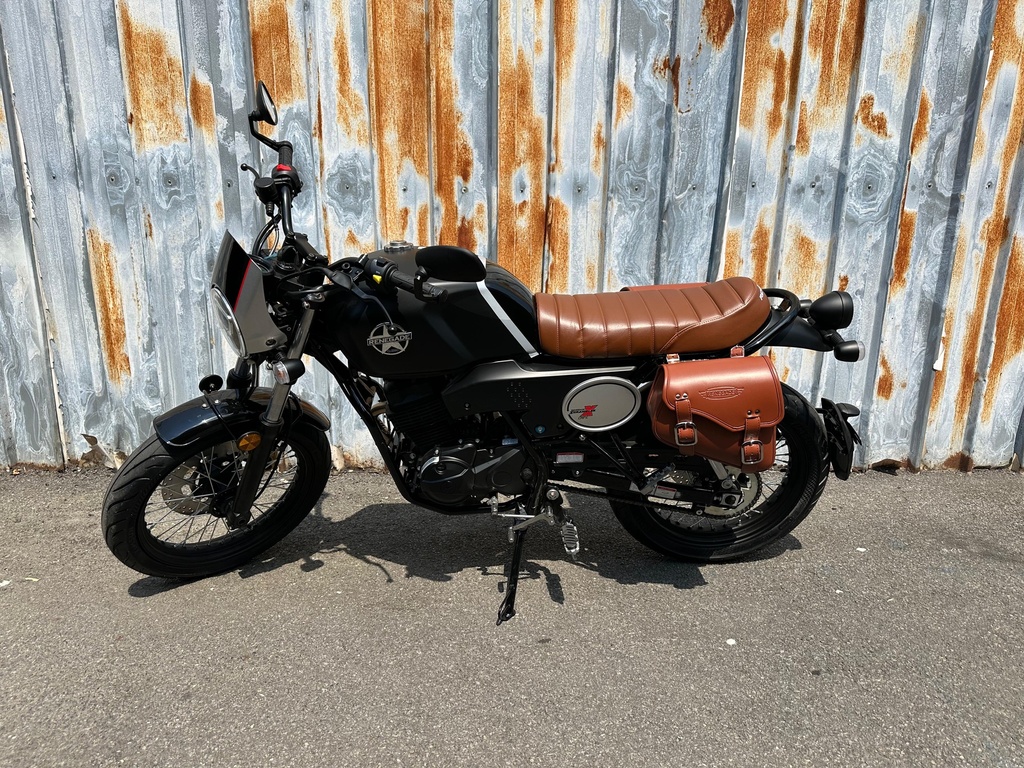 Renegade Scrambler X Caféracer 125cc Zwart