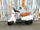 Zoë Retro Scooter Crème