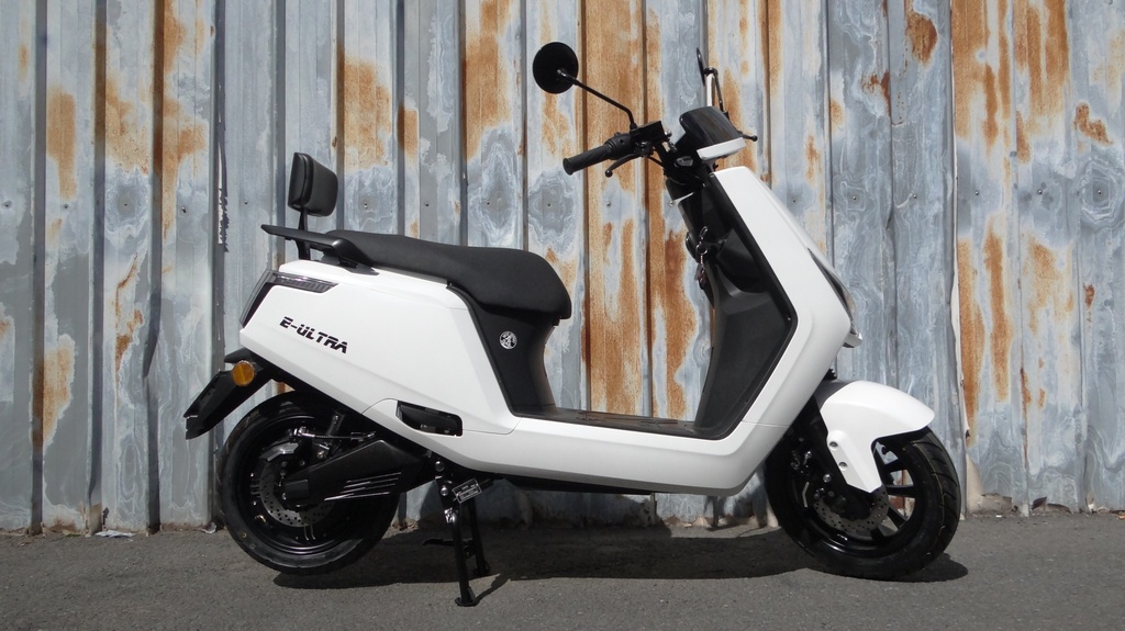 E-Ultra Elektrische Scooter Wit