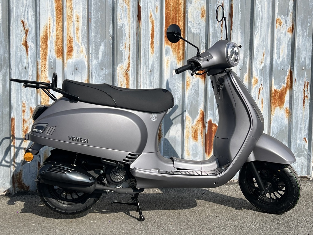 Venesi Retro Scooter Blinkend Grijs